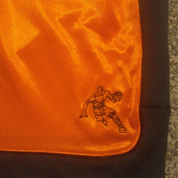 Boys XL (14/16) AND1 Basketball Shorts, orange & black - Picture 2 of 5